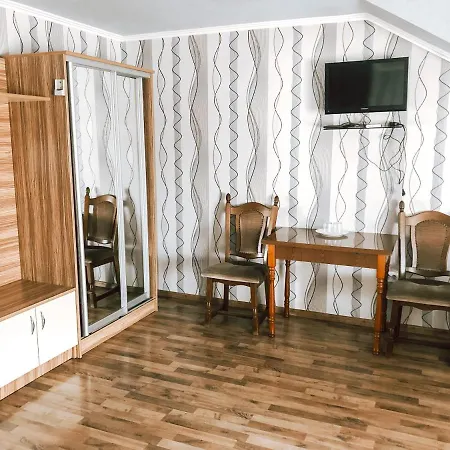 Koral Hotel Verkhniy Koropets