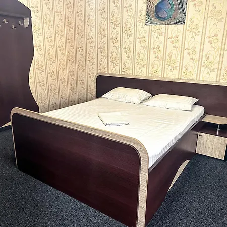 Koral Hotel *