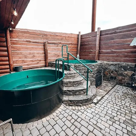 Koral * Verkhniy Koropets