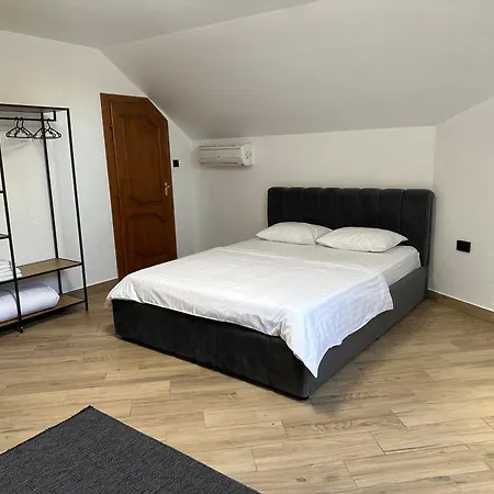 Hotel Koral Verkhniy Koropets