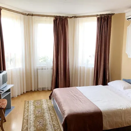 Hotel Koral *