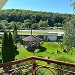 Hotel Koral *