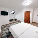 Hotel Koral Verkhniy Koropets