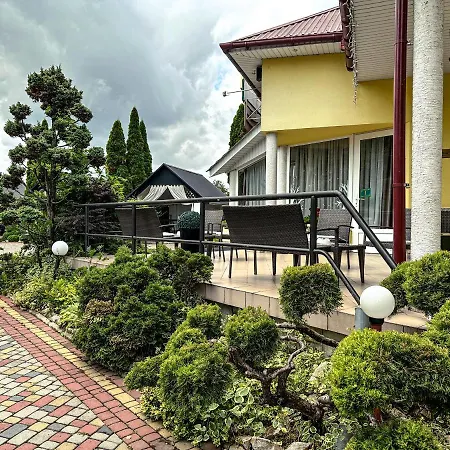 Koral * Verkhniy Koropets